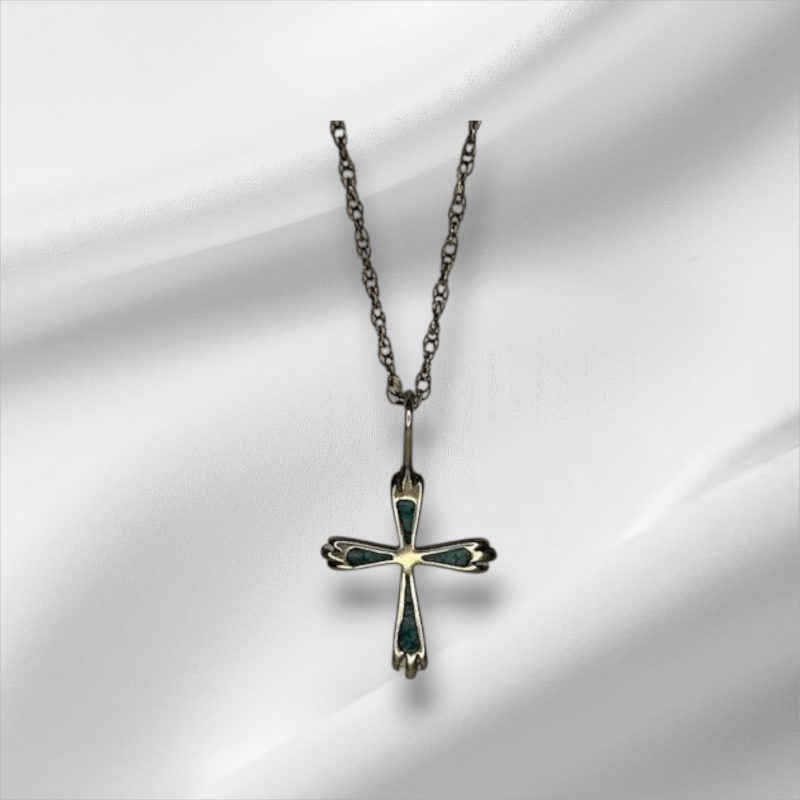 Beautiful Sterling Silver Necklace w/Turquoise Cross 18"