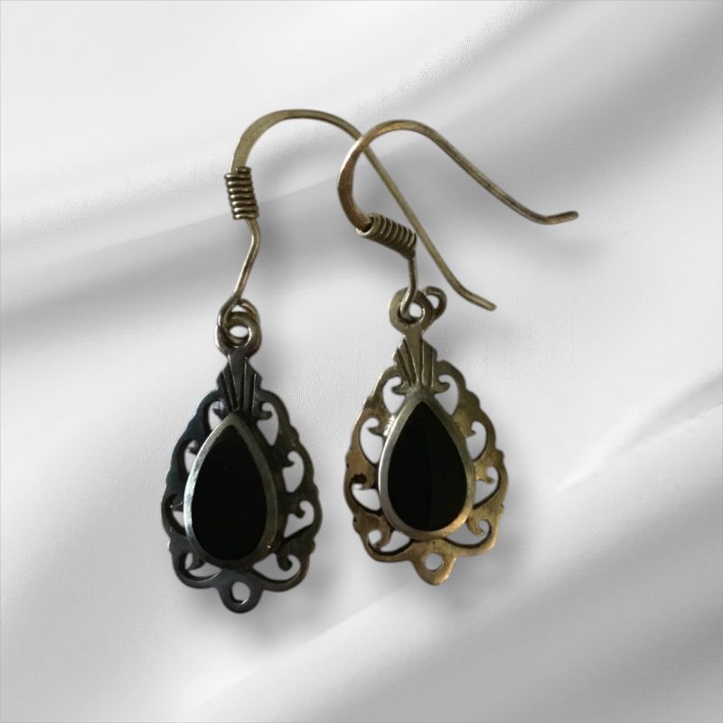 Sterling Silver Dangly Pierced Earrings w/Onyx