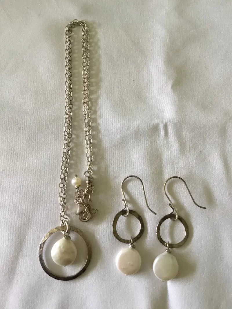 Sterling Silver And Pearl Necklace w/ Matching Earrings - Image 3