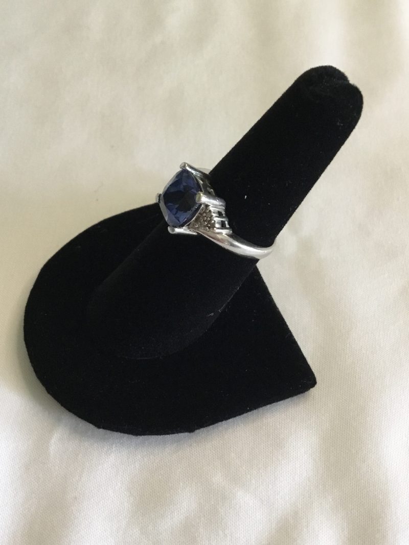 Sterling Silver Ring w/Blue Stone, Size 7 - Image 4