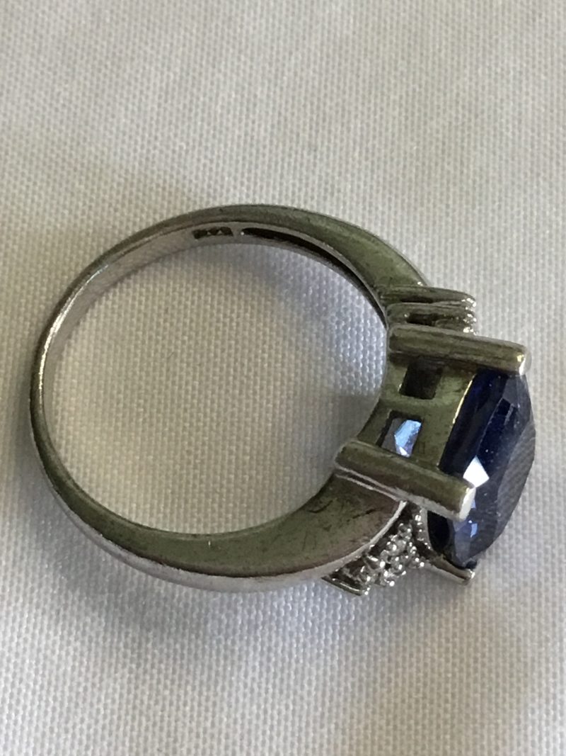 Sterling Silver Ring w/Blue Stone, Size 7 - Image 6