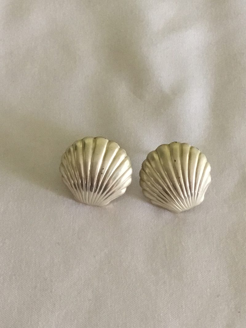 Sterling Silver Shell Pierced Earrings - Image 3