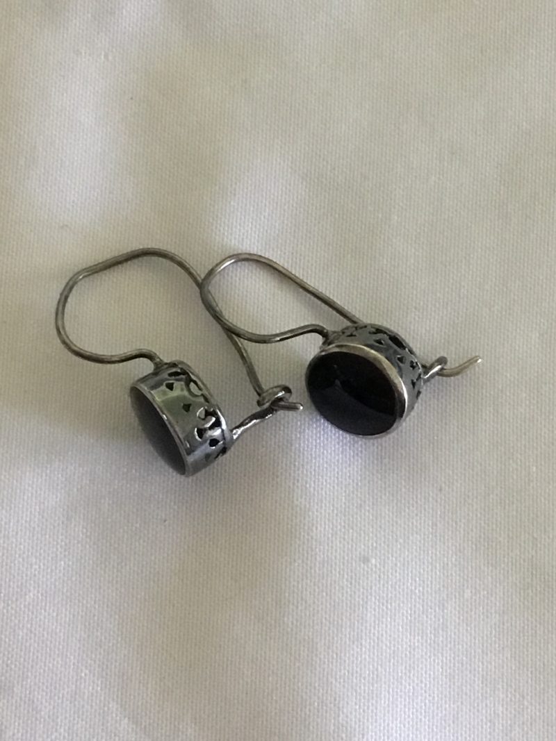 Sterling Silver And Onyx Dangle Pierced Earrings 1/2" - Image 3