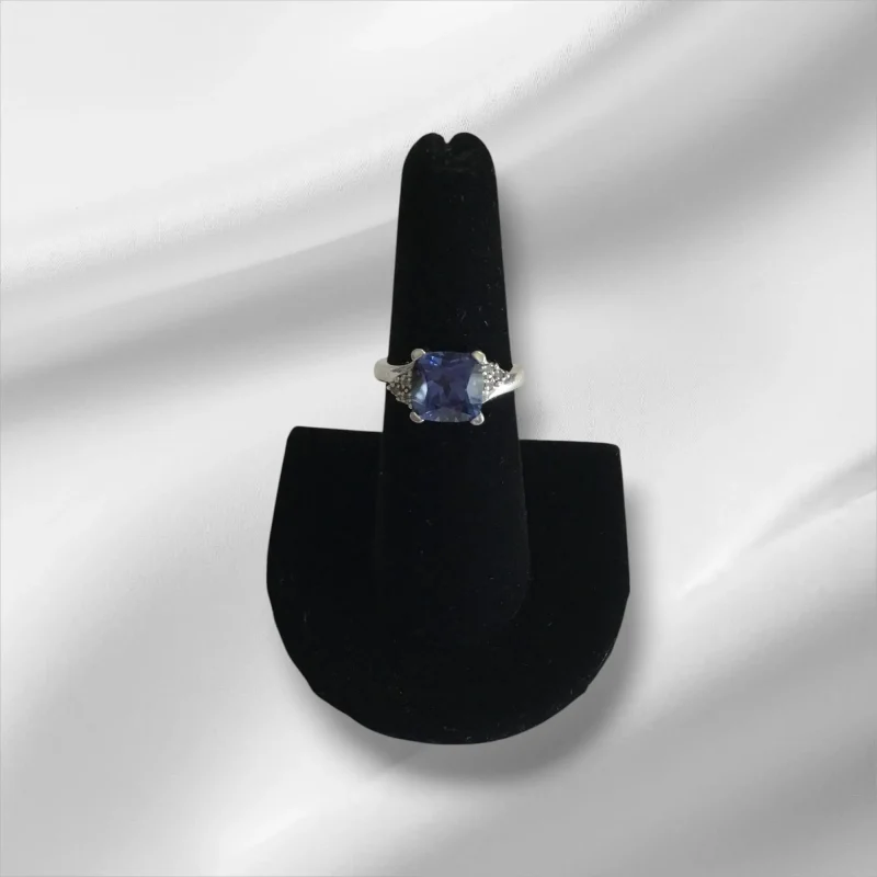 Sterling Silver Ring w/Blue Stone, Size 7