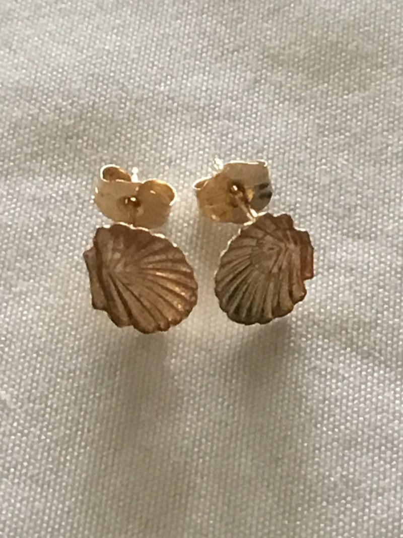 14K Gold Stud Earrings - Image 4