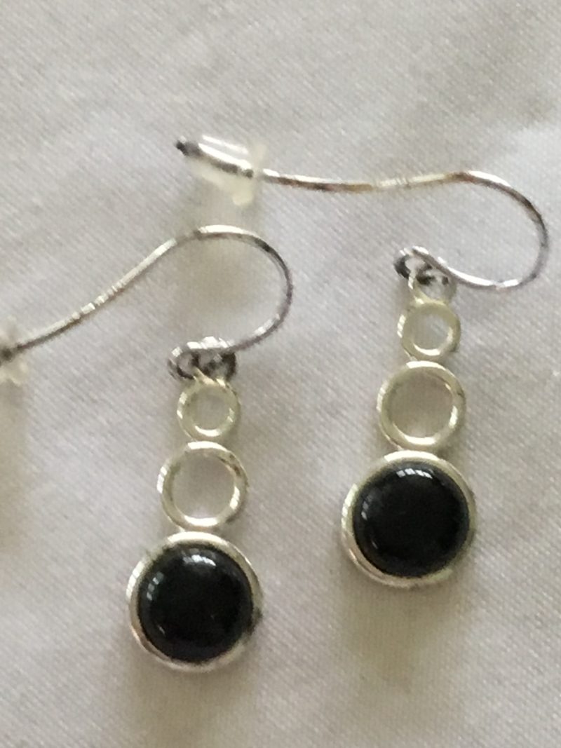 Sterling Silver Dangly Pierced Earrings w/Black Stone 1" - Image 3