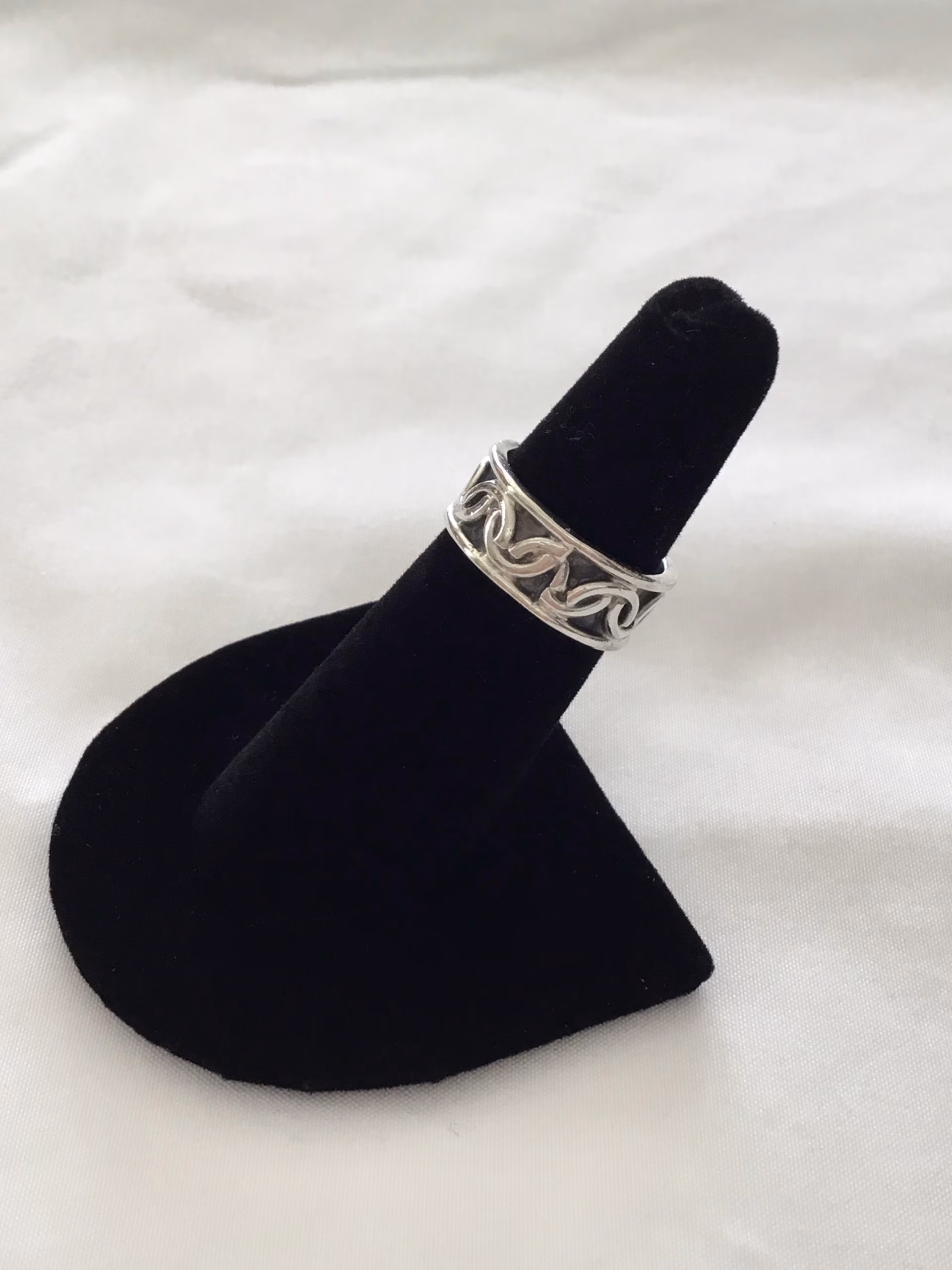 Sterling Silver Band Ring, Size 6 - Image 4