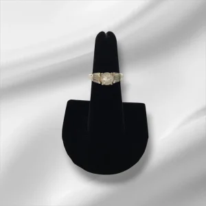 Sterling Silver Ring w/Clear Stones, Size 6