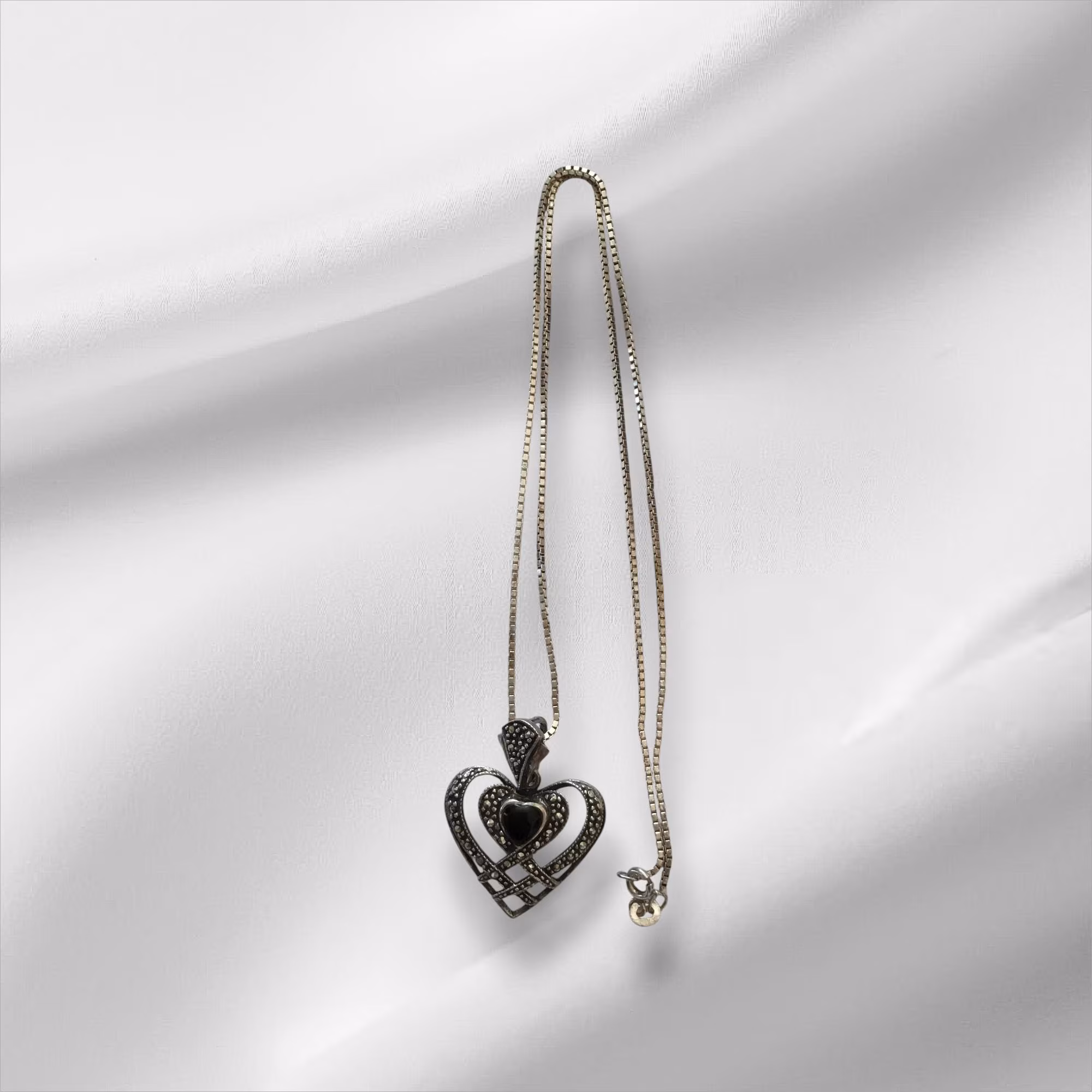 Sterling Silver Necklace w/Black Onyx Stone, 18"