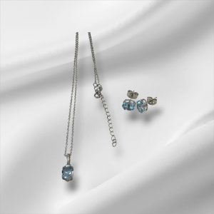 Sterling Silver Necklace w/Blue Stone Pendant and Earring Set 18"