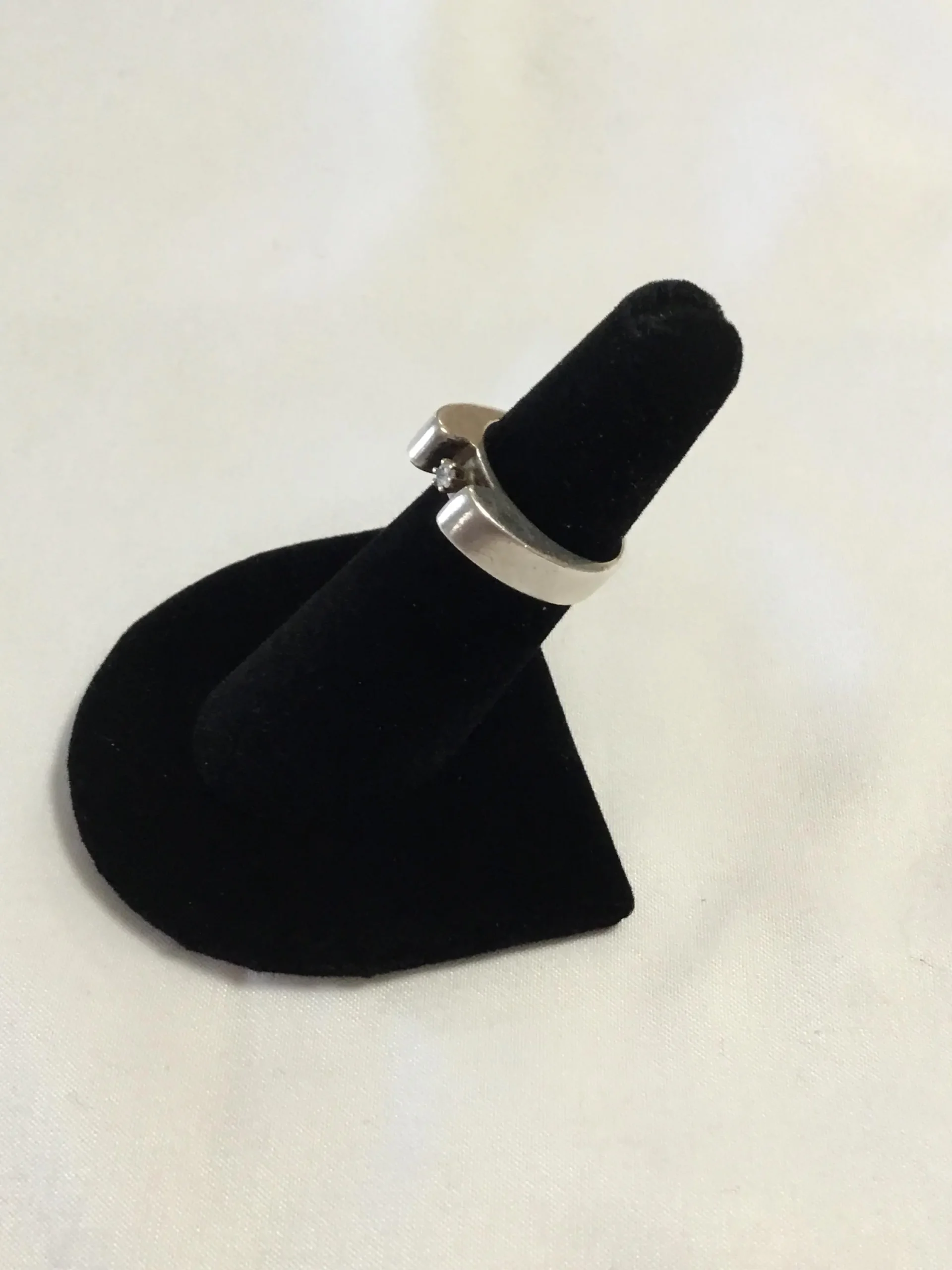 Sterling Silver Ring w/Small Clear Stone, Size 5 - Image 4